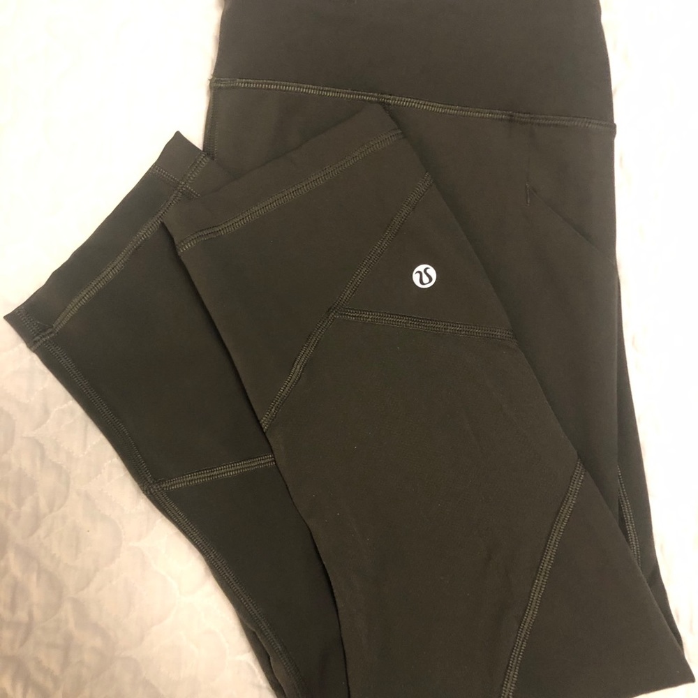 Lululemon olive green capris